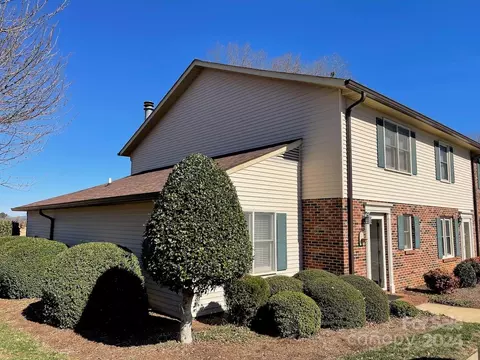 1330 5th Ne Apt 51 St NE # 51, Hickory, NC 28601