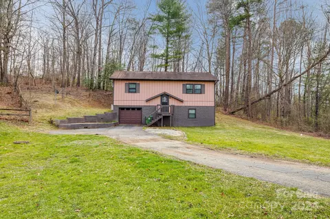 24 Harmon Cir, Asheville, NC 28803