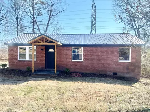 1206 Kennedy Ct, Statesville, NC 28677