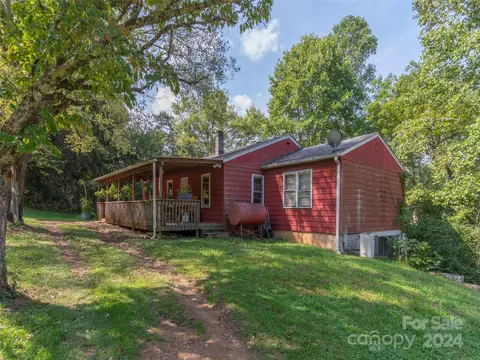 Sardis Drive, Asheville, NC 28806
