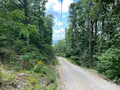 0 Pine Ridge Rd, Hendersonville, NC 28792