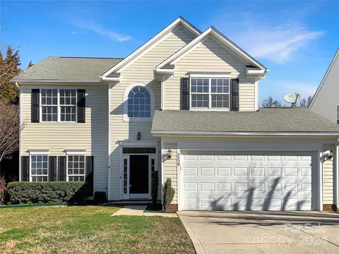 5528 Bentgrass Run Dr, Charlotte, NC 28269
