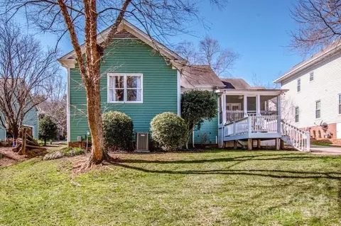 Exterior - 218 N Kimberly Rd, Davidson, NC 28036 photo 7 of 8