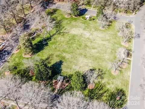 View/Area - 218 N Kimberly Rd, Davidson, NC 28036 photo 4 of 7