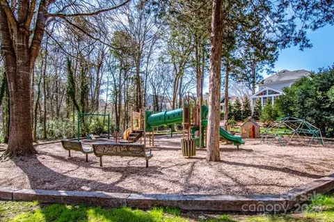 View/Area - 218 N Kimberly Rd, Davidson, NC 28036 photo 5 of 7