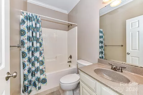 Bath - 2806 Fox Den Dr, Monroe, NC 28110 photo 1 of 3
