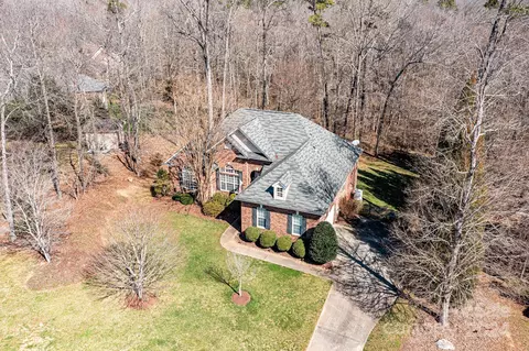 Exterior - 2806 Fox Den Dr, Monroe, NC 28110 photo 11 of 13