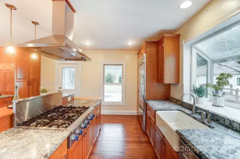Kitchen - 3211 Baucom Manor Rd, Monroe, NC 28110 photo 7 of 9