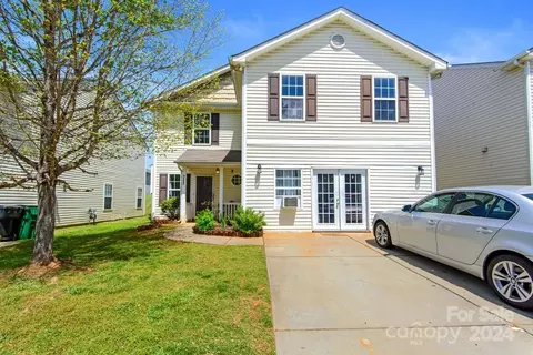 5235 Grays Ridge Dr, Charlotte, NC 28269