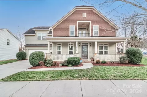 13734 Cedar Pond Cir, Huntersville, NC 28078