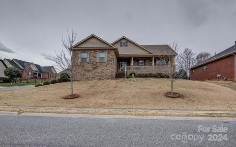 4957 Timberline Ln, Gastonia, NC 28056