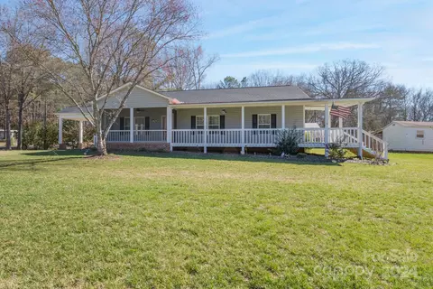 5197 Valleymere Rd, Rock Hill, SC 29732