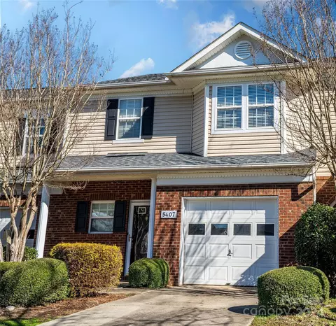 5407 Johnston Mill Ct, Charlotte, NC 28269