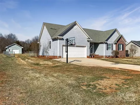 Exterior - 492 Drumstand Rd, Stony Point, NC 28678 photo 2 of 6