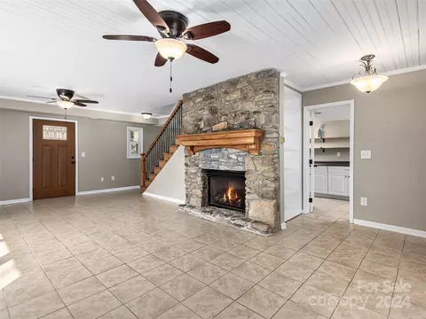 Living - 251 Jade Dr, Clyde, NC 28721 photo 5 of 6