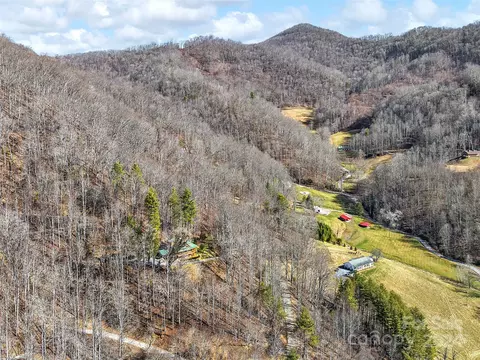 View/Area - 251 Jade Dr, Clyde, NC 28721 photo 2 of 4