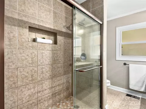 Bath - 251 Jade Dr, Clyde, NC 28721 photo 2 of 6