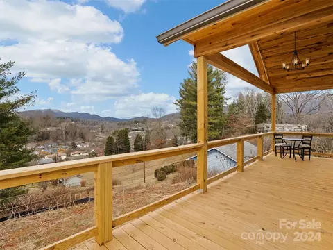Exterior - 87 Oak St, Clyde, NC 28721 photo 9 of 14