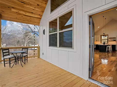 Exterior - 87 Oak St, Clyde, NC 28721 photo 7 of 14