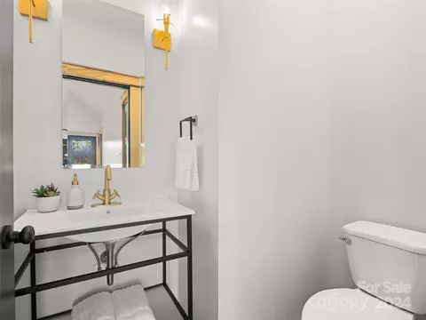 Bath - 87 Oak St, Clyde, NC 28721 photo 1 of 6