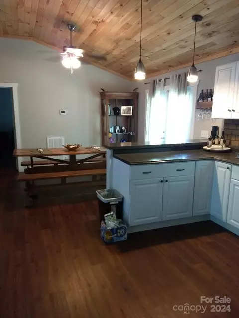 205 Beverly N Dr N, Locust, NC 28097