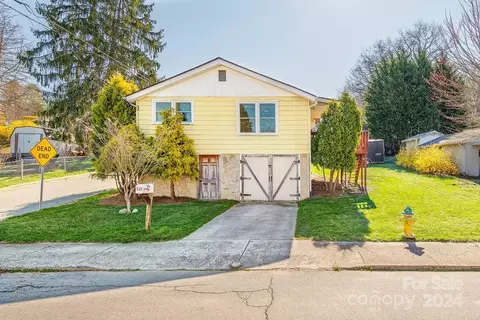 526 Trammell Ave, Canton, NC 28716