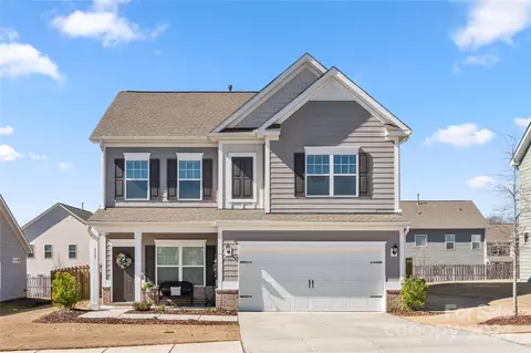 317 Ox Bow Cir, Mount Holly, NC 28120