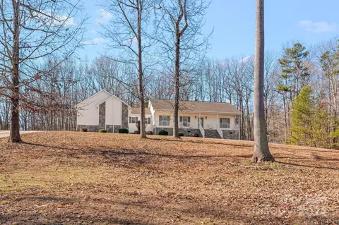 3884 Courtland Cir, Thomasville, NC 27360