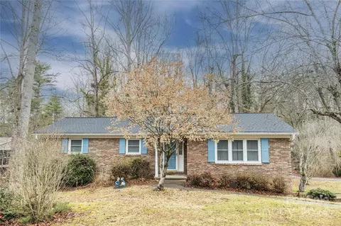 201 Shannon Rd, Hendersonville, NC 28791