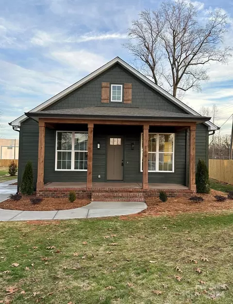 119 Roper St, Belmont, NC 28012