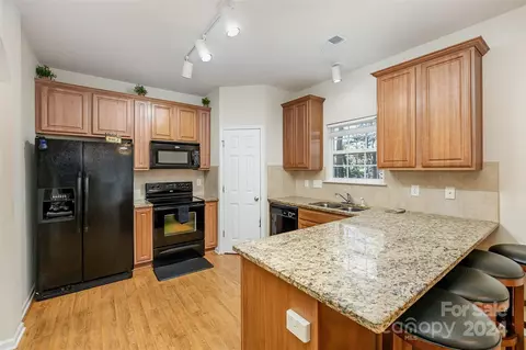 Kitchen - 3661 Travertine Dr, Lancaster, SC 29720 photo 2 of 4