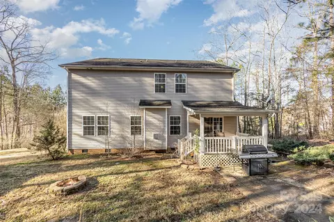 Exterior - 3661 Travertine Dr, Lancaster, SC 29720 photo 7 of 7