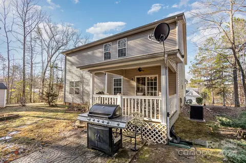 Exterior - 3661 Travertine Dr, Lancaster, SC 29720 photo 4 of 7