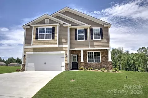 8268 Kennesaw Dr, Gastonia, NC 28056