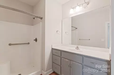 Bath - 174 Battery Dr, Locust, NC 28097 photo 2 of 2