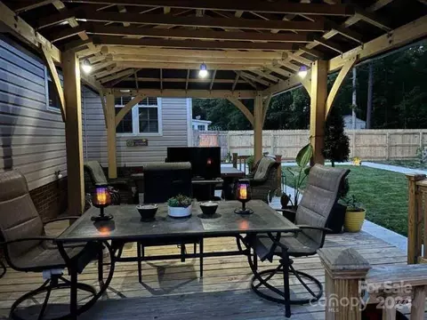 Exterior - 4304 Chatterleigh Dr, Monroe, NC 28110 photo 5 of 13