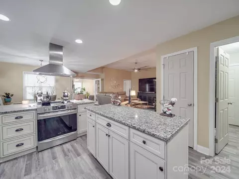 Kitchen - 4304 Chatterleigh Dr, Monroe, NC 28110 photo 5 of 5