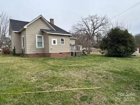 Exterior - 206 Earnhardt St, Salisbury, NC 28144 photo 6 of 9