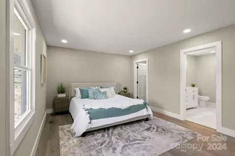 Bedroom - 18 Hydrangea Dr, Leicester, NC 28748 photo 2 of 9