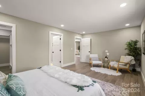 Bedroom - 18 Hydrangea Dr, Leicester, NC 28748 photo 3 of 9