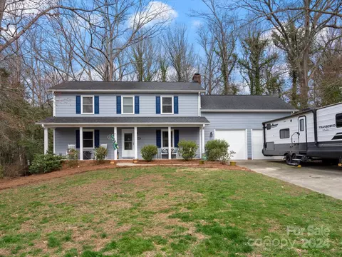1332 Shady Bark Dr, Gastonia, NC 28054
