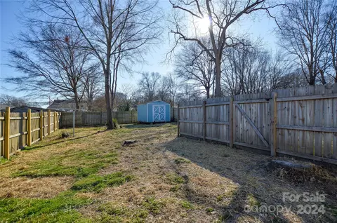 Exterior - 606 E 12th St, Kannapolis, NC 28083 photo 11 of 13