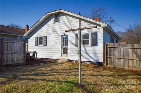 Exterior - 606 E 12th St, Kannapolis, NC 28083 photo 8 of 13