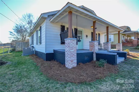 Exterior - 606 E 12th St, Kannapolis, NC 28083 photo 2 of 13
