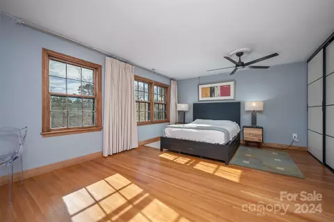 Bedroom - 112 Glenwalden Ln, Tryon, NC 28782 photo 3 of 6