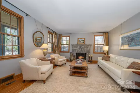 Living - 112 Glenwalden Ln, Tryon, NC 28782 photo 1 of 3