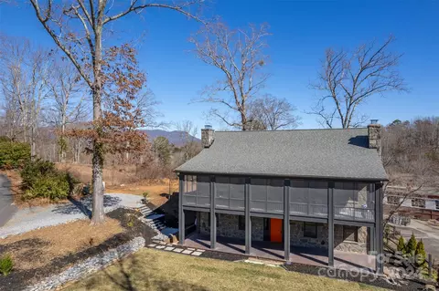Exterior - 112 Glenwalden Ln, Tryon, NC 28782 photo 3 of 13
