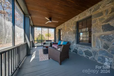 Exterior - 112 Glenwalden Ln, Tryon, NC 28782 photo 8 of 13