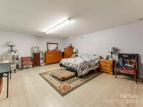 Bedroom - 2613 Genes Loop, Morganton, NC 28655 photo 5 of 5