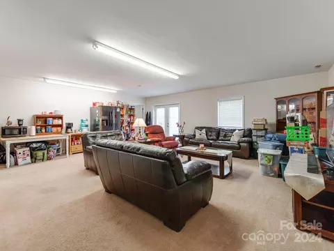 Living - 2613 Genes Loop, Morganton, NC 28655 photo 5 of 8